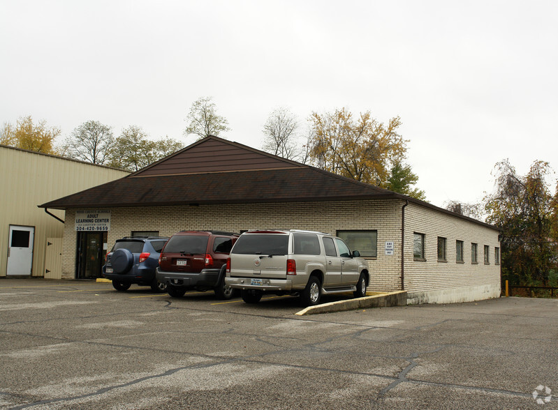 400 Lakeview Ct, Parkersburg, WV en alquiler - Foto del edificio - Imagen 2 de 2