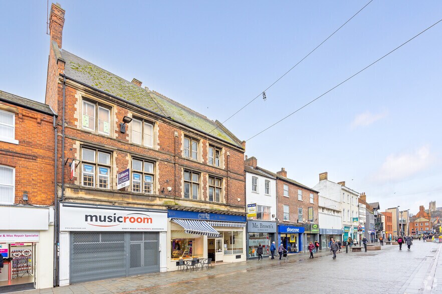 166-167 High St, Lincoln en alquiler - Foto del edificio - Imagen 3 de 12