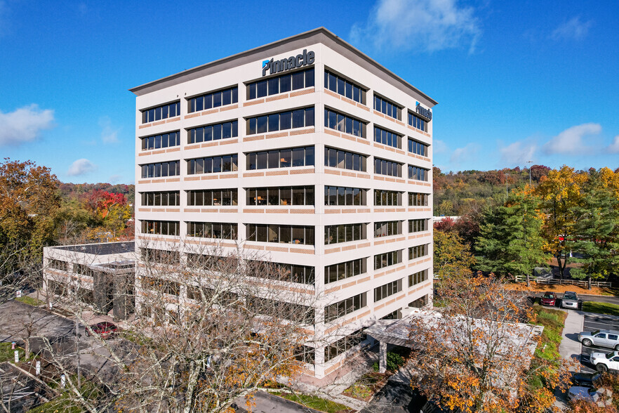 1111 N Northshore Dr, Knoxville, TN en alquiler - Foto del edificio - Imagen 2 de 10