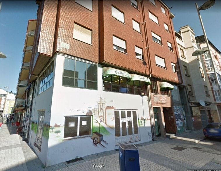 Calle Gregoria Campillo, 18, Ponferrada, León en venta - Foto del edificio - Imagen 2 de 2