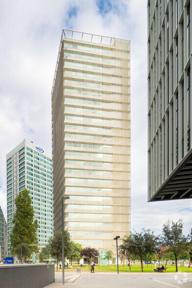 Plaza d'Europa, 21-23, L'hospitalet De Llobregat, Barcelona en alquiler - Foto del edificio - Imagen 2 de 9