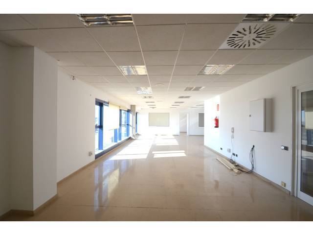 Más detalles de Nave en alquiler