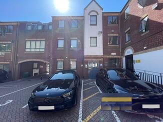 Más detalles de Trinity Pl, Sutton Coldfield - Oficina en alquiler