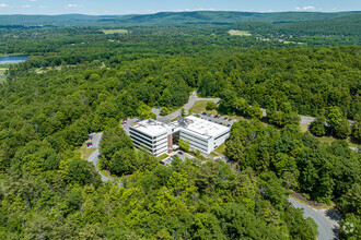 877 South St, Pittsfield, MA - VISTA AÉREA  vista de mapa