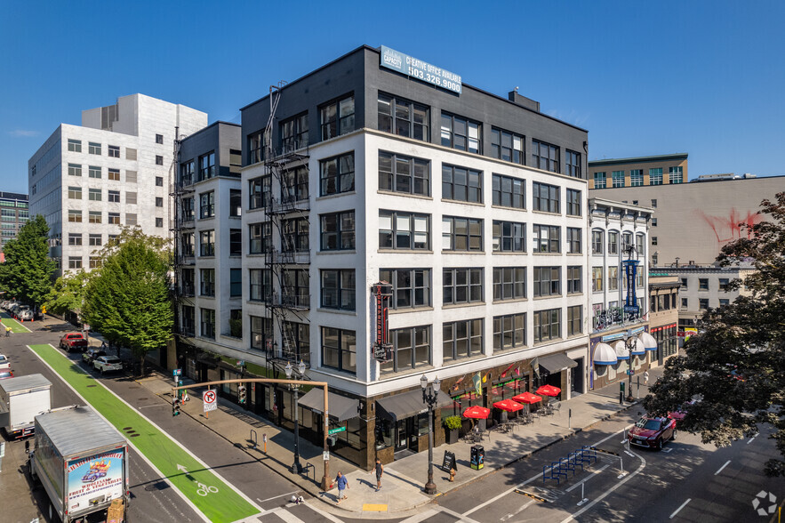 225 SW Broadway, Portland, OR en alquiler - Foto del edificio - Imagen 1 de 11