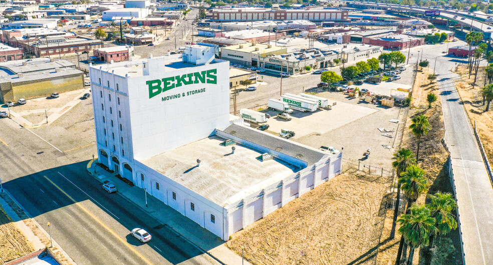 301 Van Ness Ave, Fresno, CA en venta - Foto del edificio - Imagen 1 de 15