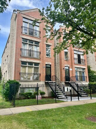 Más detalles de 5644 S Prairie Ave, Chicago, IL - Edificio residencial​ en venta