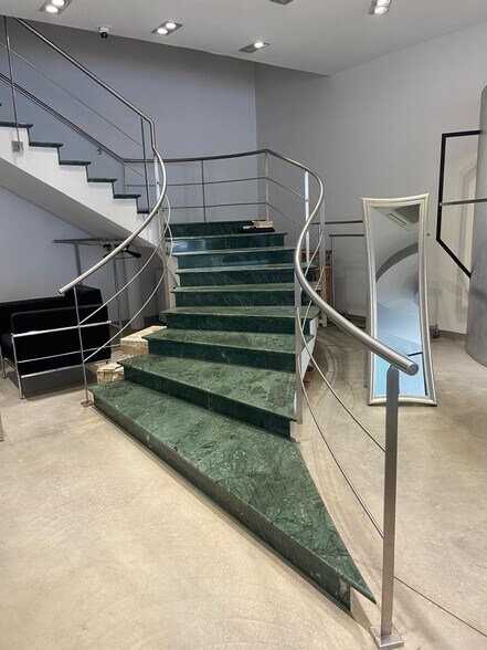 Nave en SEVILLA en alquiler - Foto del edificio - Imagen 3 de 9