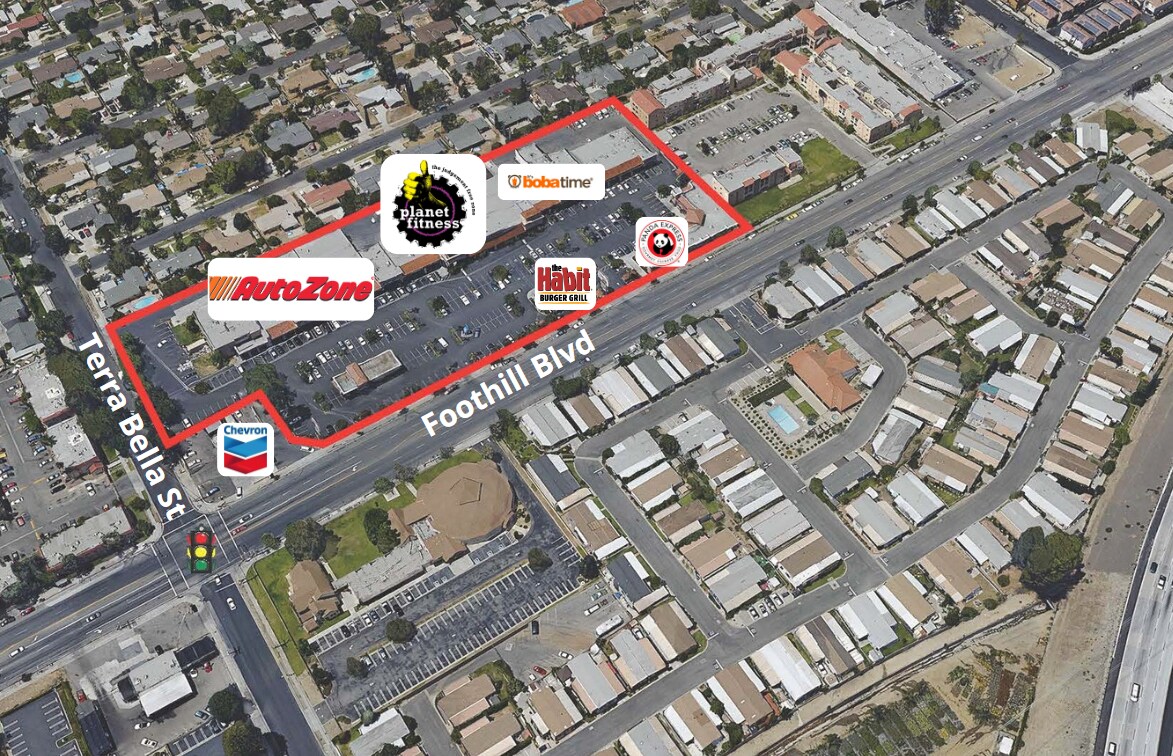 11912-11974 Foothill Blvd, Lake View Terrace, CA en alquiler Foto del edificio- Imagen 1 de 5