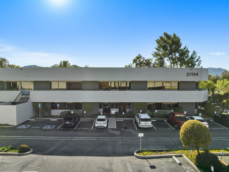 31194 La Baya Dr, Westlake Village, CA en venta - Foto del edificio - Imagen 2 de 4