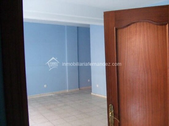 Local en Cáceres, Cáceres en alquiler - Foto del edificio - Imagen 3 de 8