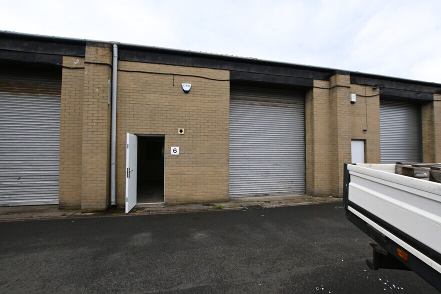 11 Bankside, Falkirk en alquiler - Foto del edificio - Imagen 3 de 3