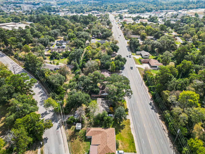 120 State Highway 75 N, Huntsville, TX en venta - Foto del edificio - Imagen 3 de 27