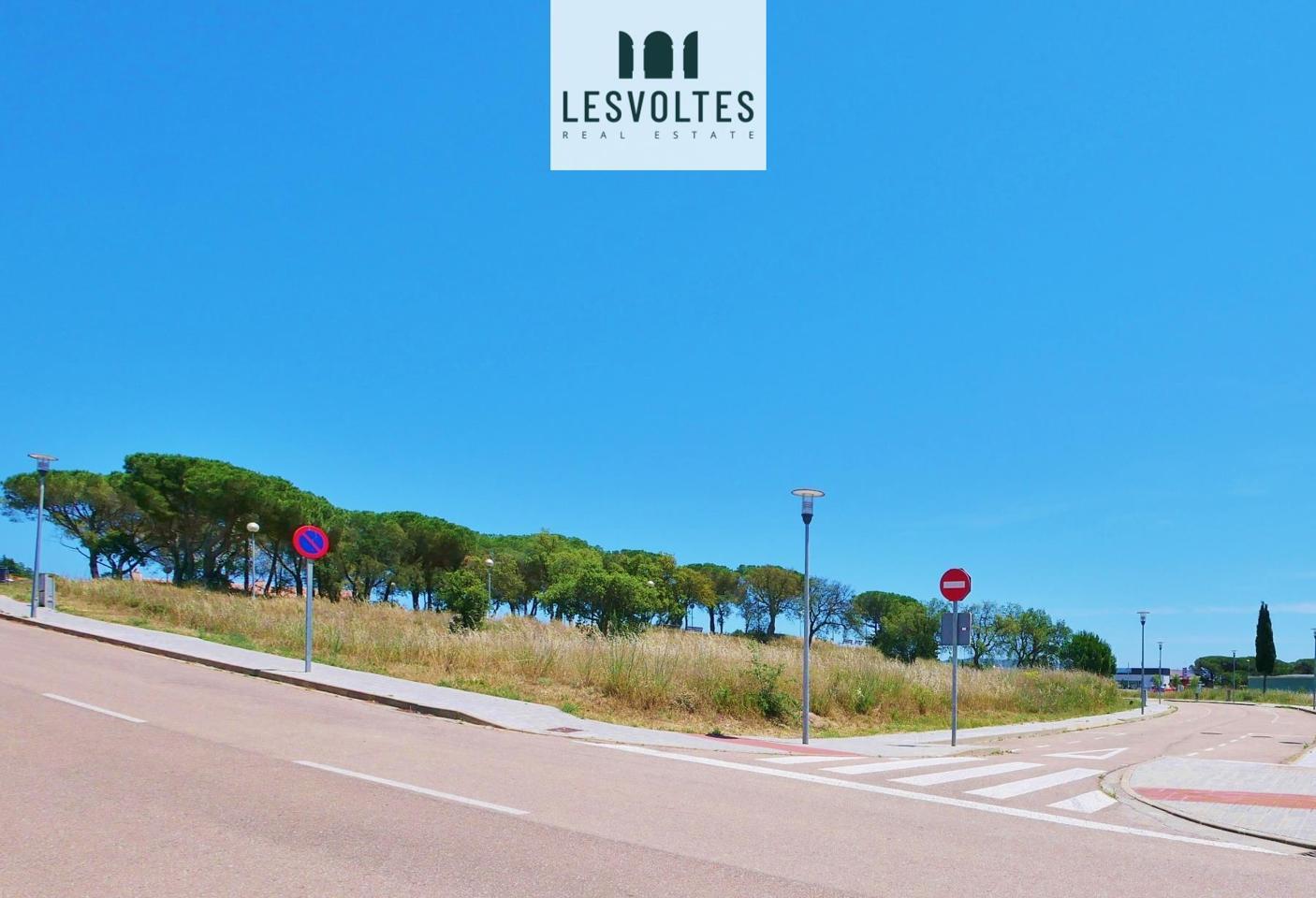 Residencial Mas Borrell cartera de 5 inmuebles en venta en LoopNet.es Foto principal- Imagen 1 de 5