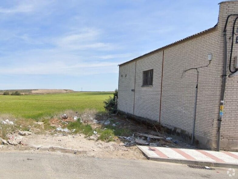 Calle Río Manzanares, 61, Humanes de Madrid, Madrid en venta - Foto del edificio - Imagen 2 de 3