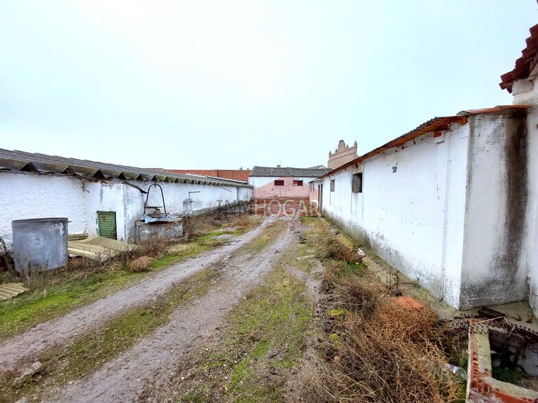 Nave en Adanero, Ávila en venta - Foto del edificio - Imagen 3 de 27