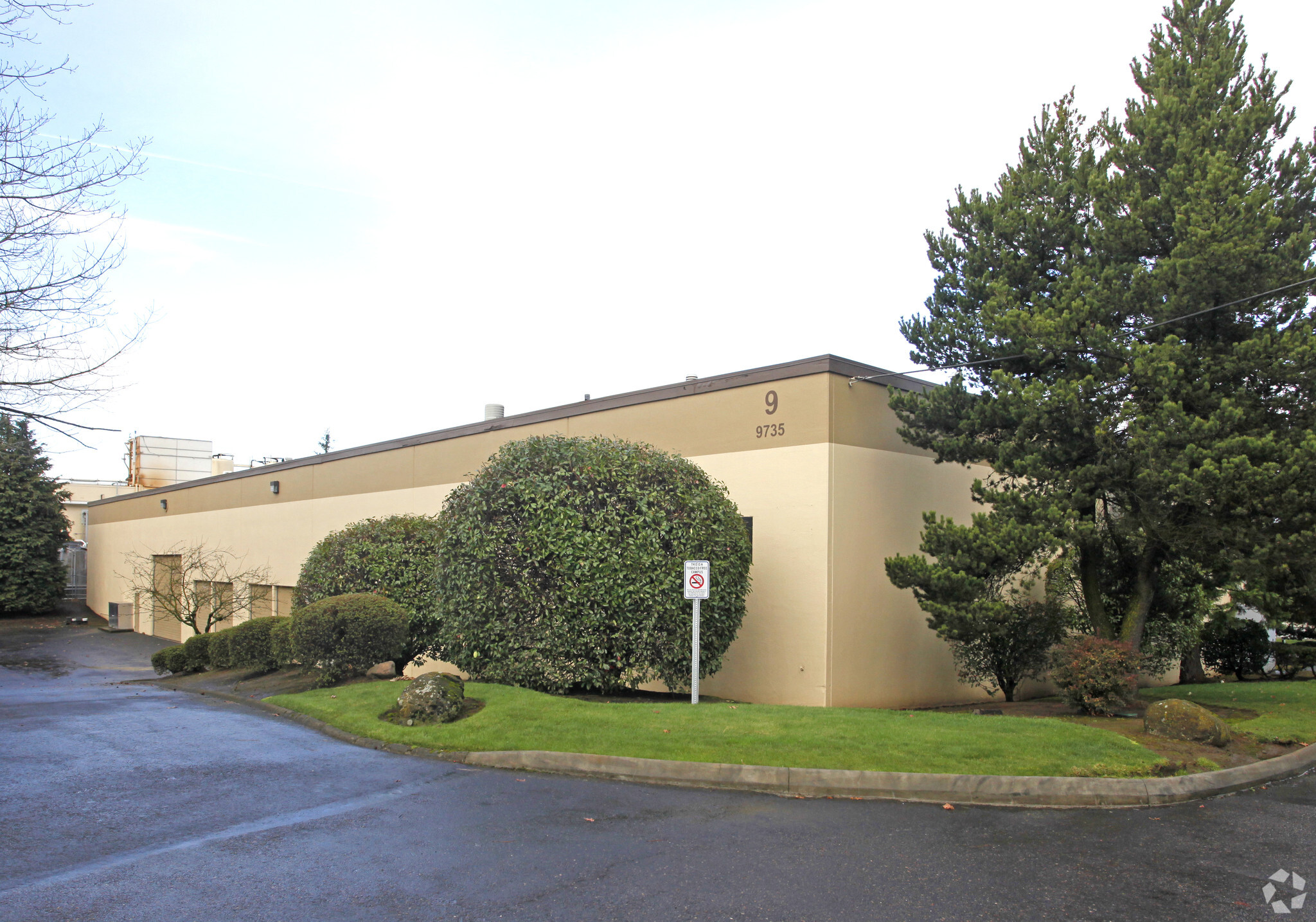 9735 SW 97th Ave, Tualatin, OR en alquiler Foto del edificio- Imagen 1 de 3