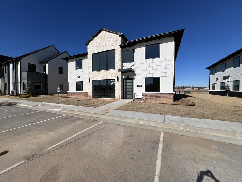 7619 E 126th St S, Bixby, OK en alquiler - Foto del edificio - Imagen 3 de 4