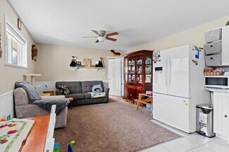 Más detalles de 7663 Industrial Way, Agassiz, BC - Nave en venta