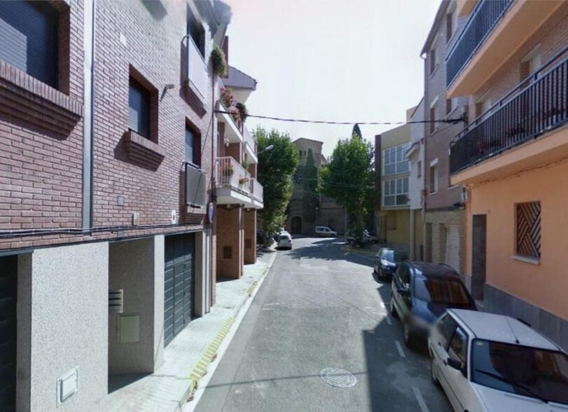 Edificio residencial en Igualada, Barcelona en venta - Foto del edificio - Imagen 2 de 15