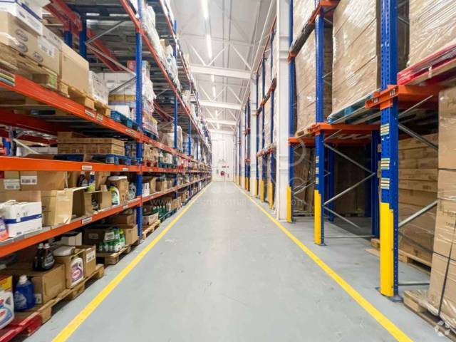 Nave en Paracuellos de Jarama, Madrid en venta - Foto del edificio - Imagen 3 de 28