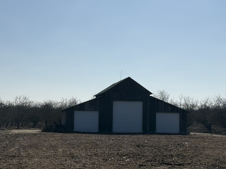 East Nebraska Avenue, Selma, CA en venta - Foto del edificio - Imagen 2 de 3