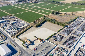Más detalles de 910 Mission Rock Rd, Santa Paula, CA - Terreno en alquiler