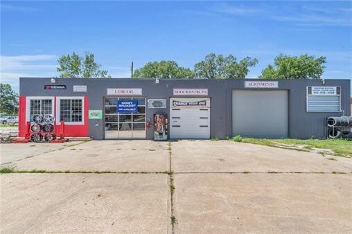 101 N Maple St, Garnett, KS en venta - Foto del edificio - Imagen 1 de 13