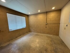 8124-8142 Orion Ave, Van Nuys, CA en alquiler Foto del edificio- Imagen 2 de 3