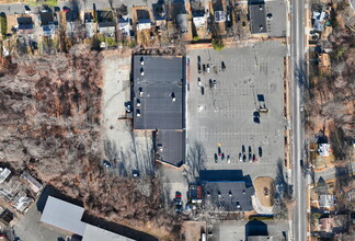 122-128 Island Pond Rd, Springfield, MA - vista aérea  vista de mapa - Image1