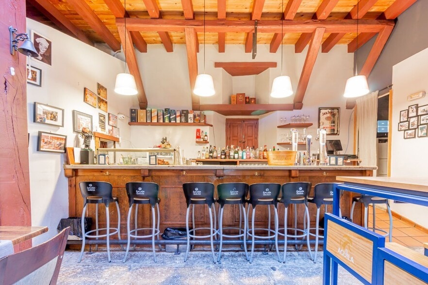 Local en Torrelaguna en venta - Foto del interior - Imagen 3 de 44