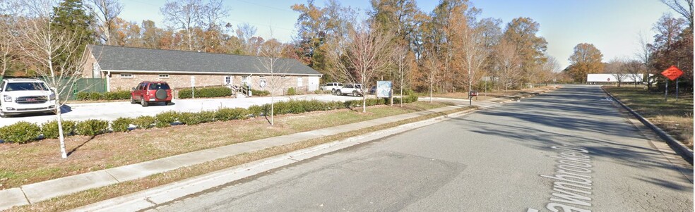 4015 Fawnbrooke Dr, Indian Trail, NC en venta - Foto del edificio - Imagen 2 de 28