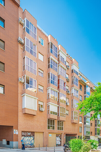 Calle Almansa, 91, Madrid, Madrid en venta - Foto principal - Imagen 1 de 6