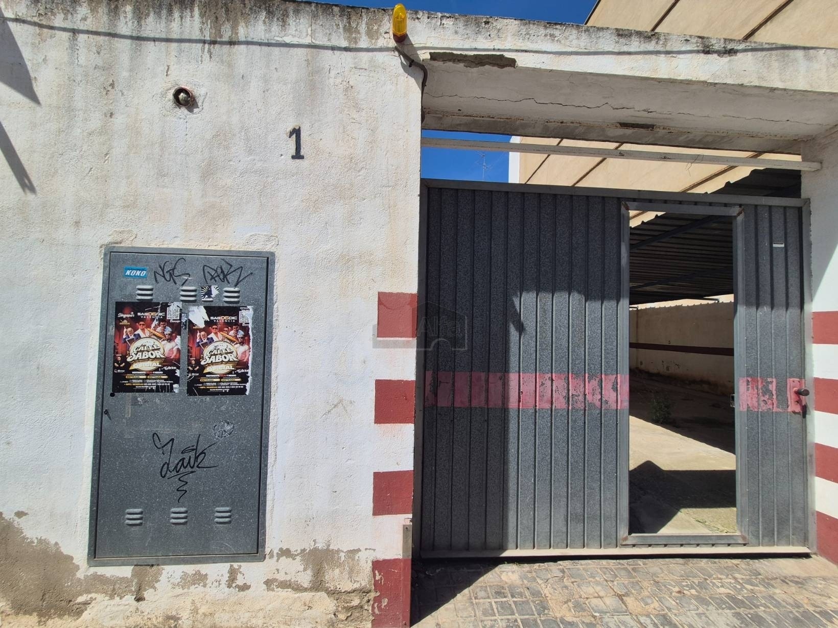 Nave en Xirivella, Valencia en alquiler Foto del edificio- Imagen 1 de 13