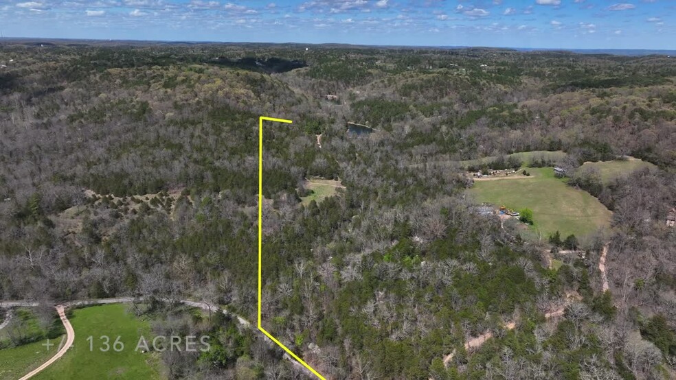 3134 E Van Buren, Eureka Springs, AR en venta - Vídeo de anuncio comercial - Imagen 2 de 59