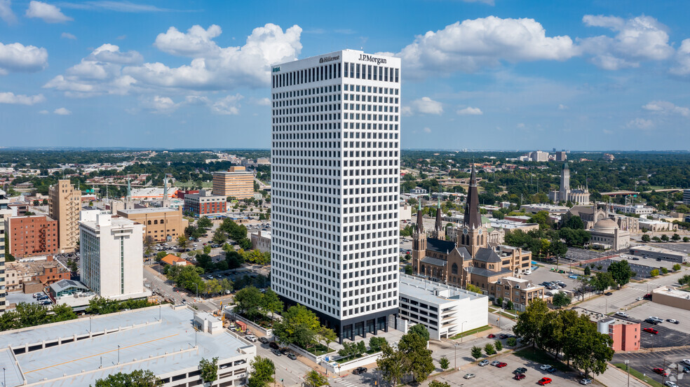 110 W 7th St S, Tulsa, OK en alquiler - Foto del edificio - Imagen 3 de 27