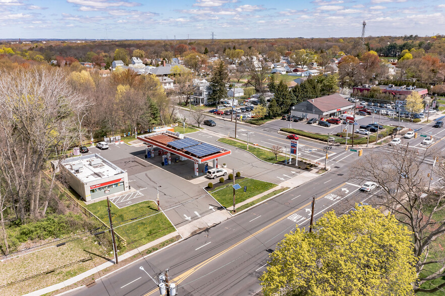 1930 Nottingham Way, Trenton, NJ en venta - Foto del edificio - Imagen 3 de 6