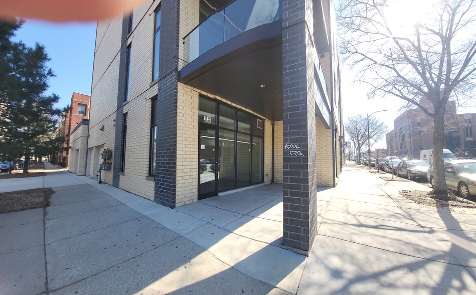 1125 N Western Ave, Chicago, IL en alquiler - Foto del edificio - Imagen 3 de 13