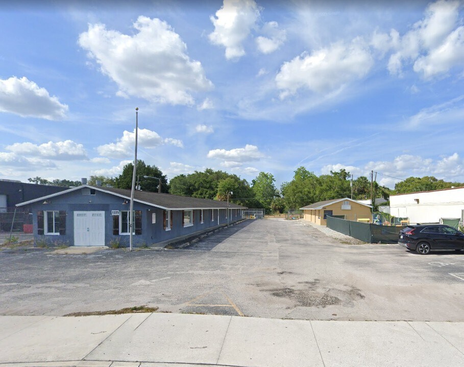 1325/1329 E Altamonte Drive cartera de 2 inmuebles en venta en LoopNet.es Foto del edificio- Imagen 1 de 11