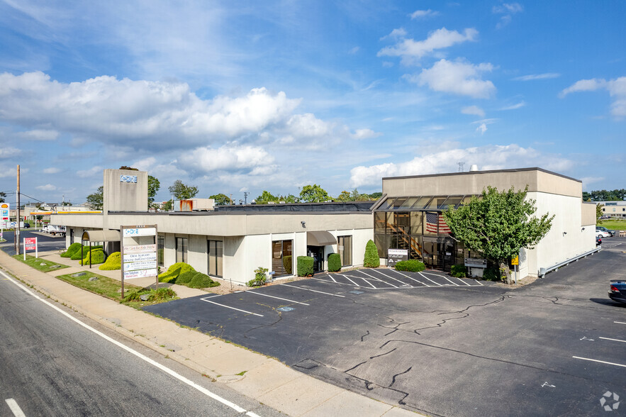 2224 Pawtucket Ave, East Providence, RI en alquiler - Foto del edificio - Imagen 2 de 7