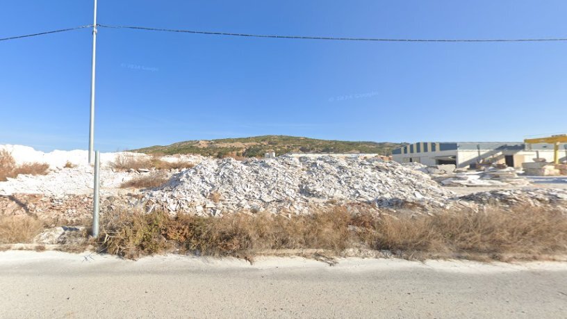 Nave en El Pinós, Alicante en venta Foto del edificio- Imagen 1 de 2