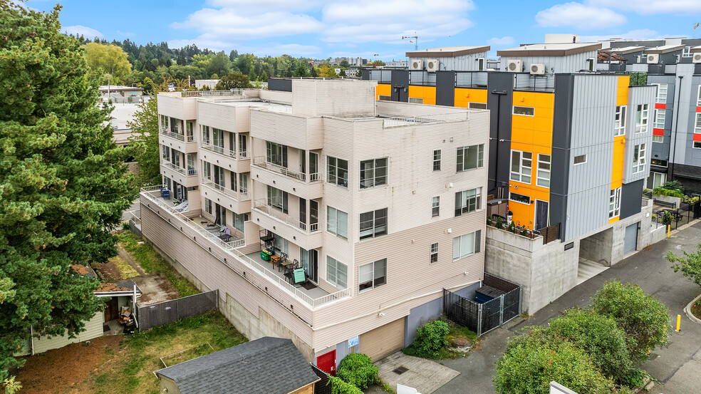 1018 NE 112th St, Seattle, WA en venta - Foto del edificio - Imagen 1 de 9