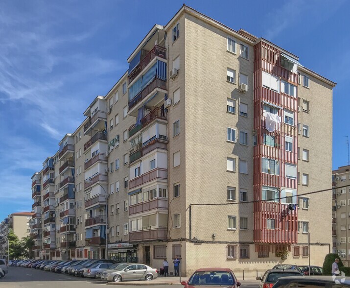 Calle Lima, 4, Fuenlabrada, Madrid en venta - Foto del edificio - Imagen 2 de 2