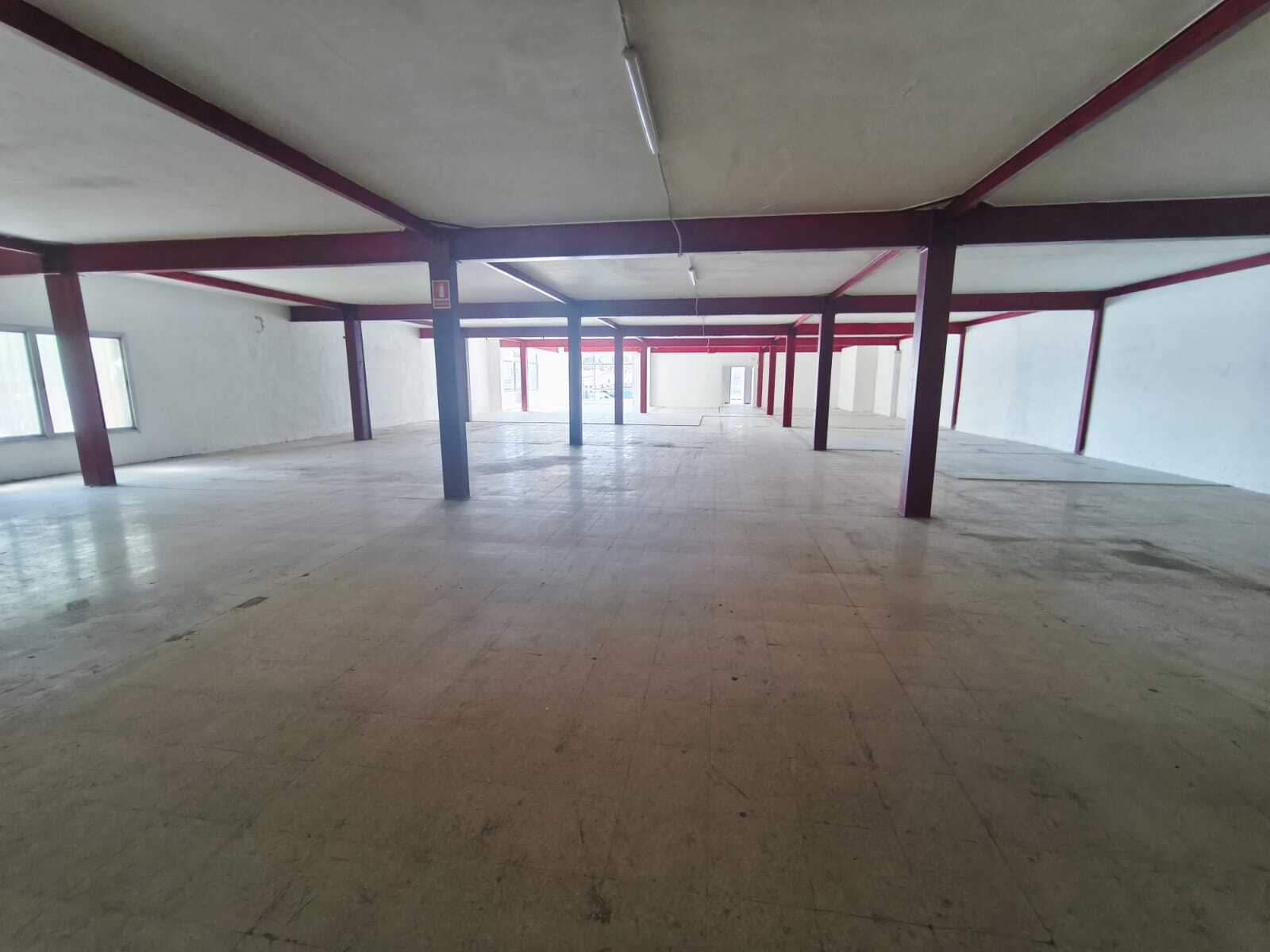 Nave en L'Hospitalet de Llobregat, Barcelona en venta Foto del interior- Imagen 1 de 26