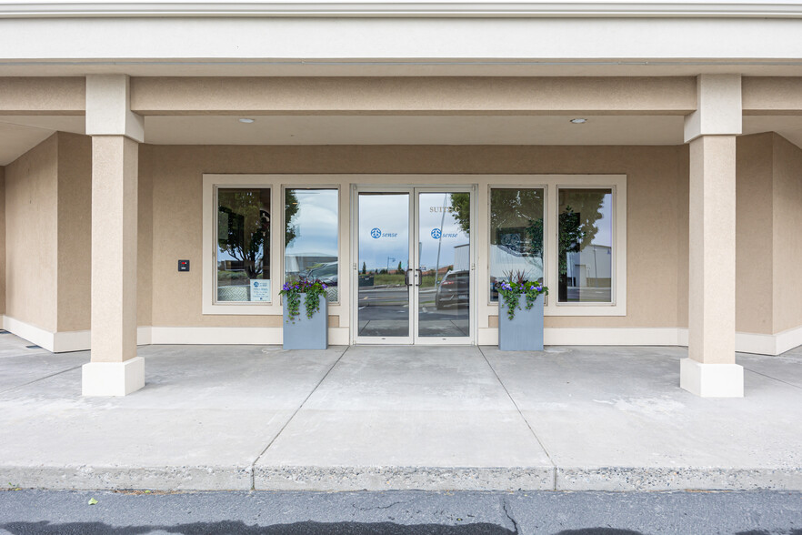 6601 W Deschutes Ave, Kennewick, WA en venta - Foto del edificio - Imagen 2 de 21