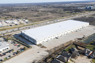 11000 South Freeway, Burleson, TX - vista aérea  vista de mapa - Image1