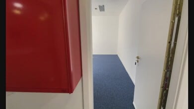 Calle Rozabella, 6, Las Rozas de Madrid, Madrid en alquiler - Vídeo de anuncio comercial 