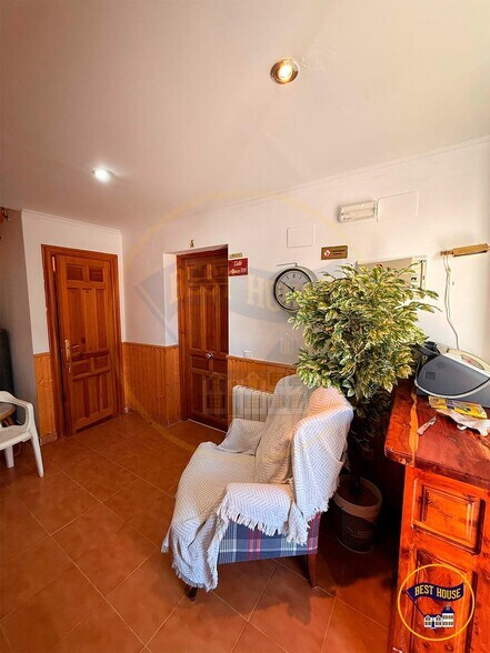 Hotel y hospedaje en Mariana, Cuenca en venta - Vestíbulo - Imagen 3 de 30
