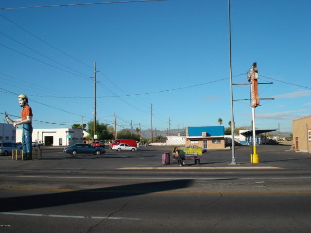 2821-2831 Stone Ave, Tucson, AZ en venta - Foto del edificio - Imagen 3 de 6