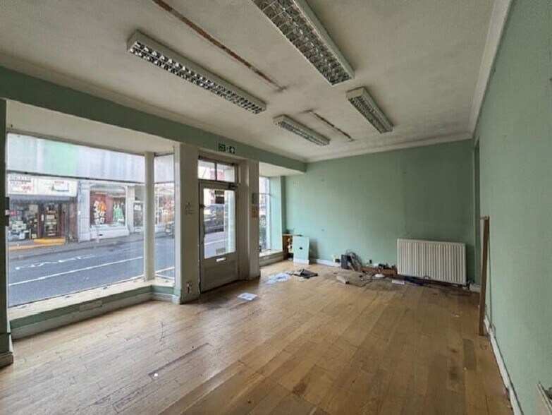 50 Rhosmaen St, Llandeilo en venta - Foto del interior - Imagen 2 de 14